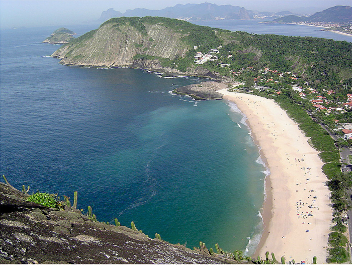 costao1014px-Itacoatiara_beach