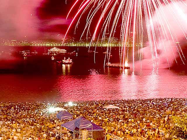 201012090020050.praiafogos