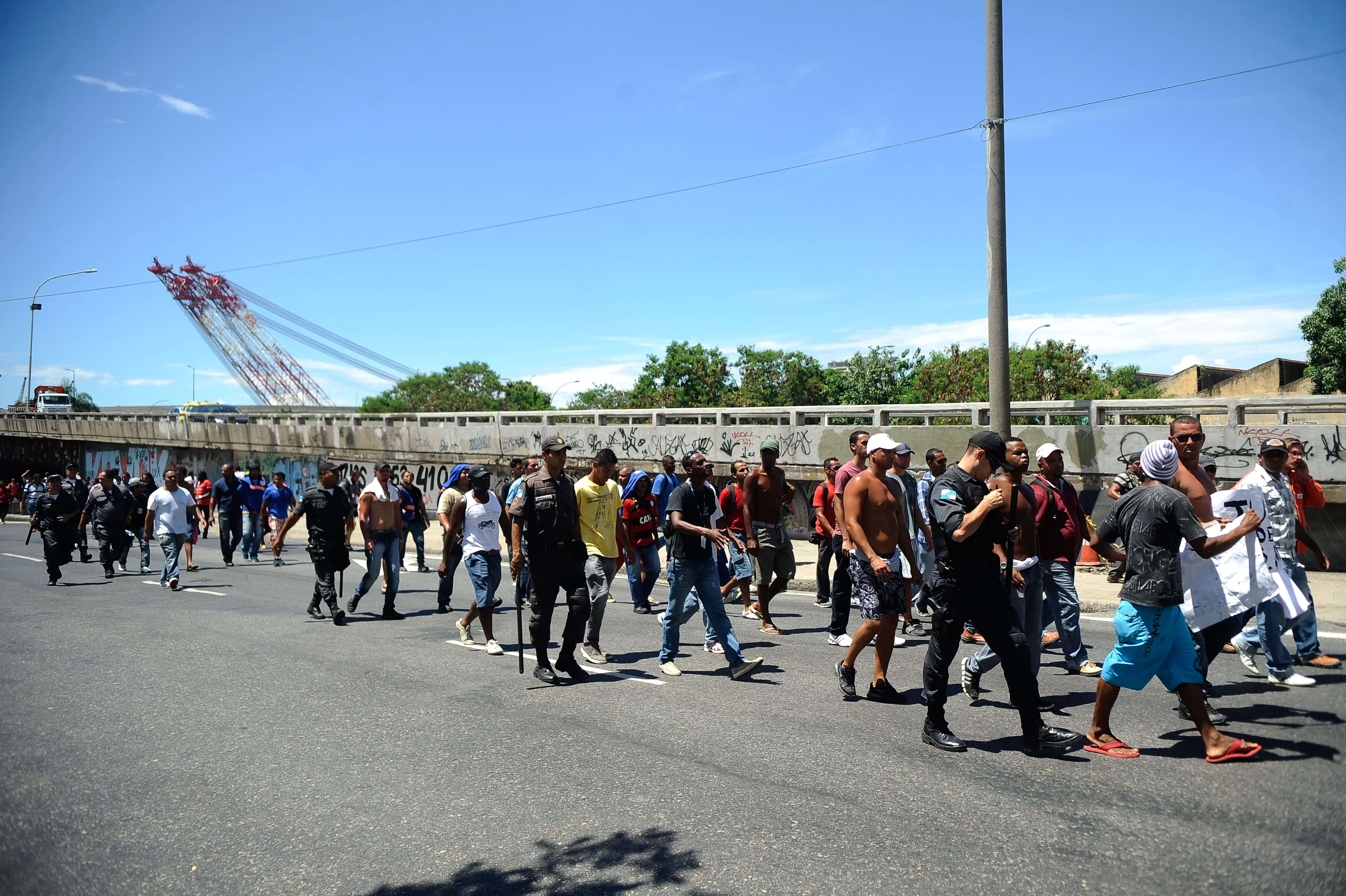 946890-protesto_petrobras_rj_100215_9