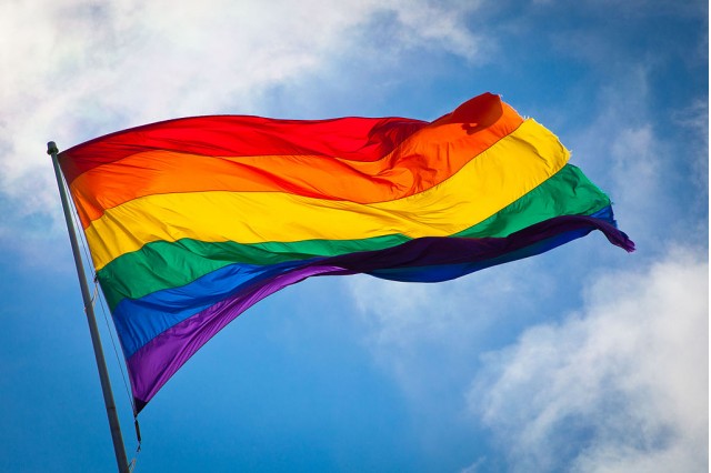lgbt-rainbow-flag_100375401_m