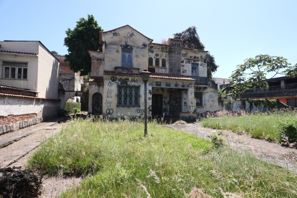 20220302121411_D74A2021