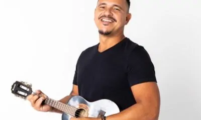 ec53bd68-a126-454c-b5e2-854ca1ff41e4