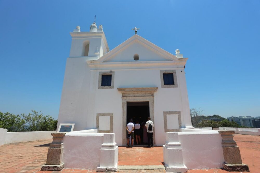 WhatsApp Image 2025-12-28 at 18.10.02