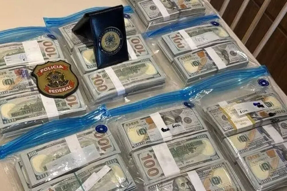 dolares-policia-federal