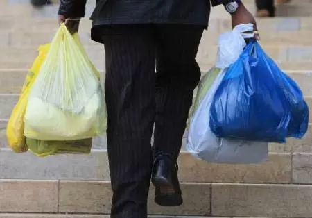 Sacolas-plasticas-multa