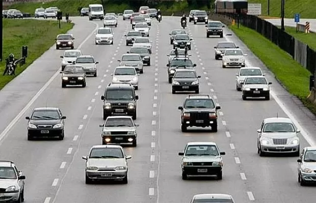 trafego-reveillon-imigrantes09