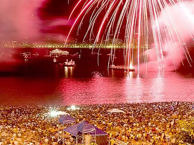 201012090020050.praiafogos