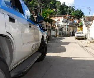 1fh-66-OPERAÇÃO-DA-POLICIA-NA-COMUNIDADE-DO-VIRADOURO-EM-SANTA-ROSA---andré-redlich