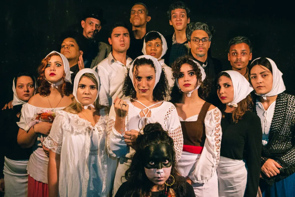 A Culpa É Do Oculto - Fotografia Bernardo Marques