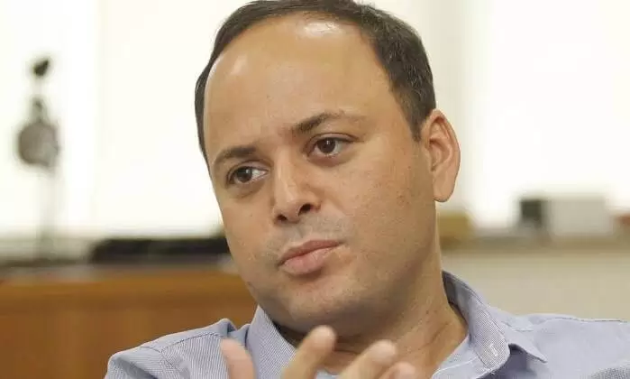 F6BF1240-F1F7-4E32-B571-C239816B56B7