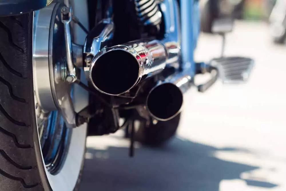 moto-barulhenta-multa