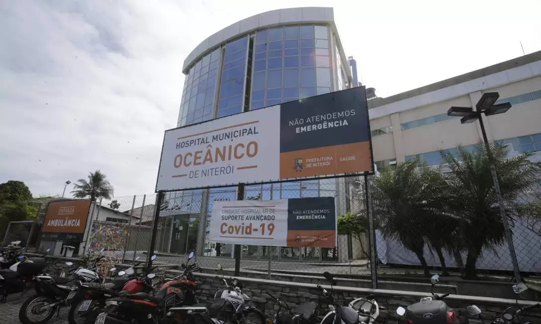 Internacoes-em-alta-o-Hospital-Oceanico-e-a-unidade-com-maior-numero-de-leitos-de-UTI-para-Covid-19-na-cidade