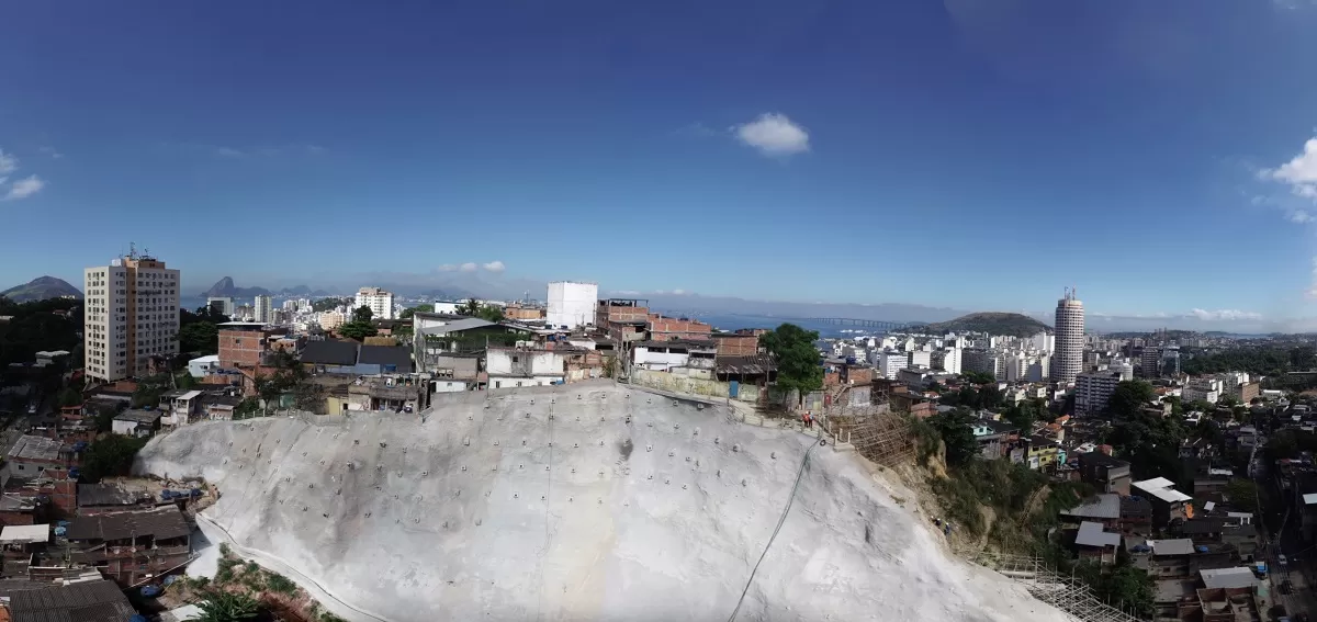 ENCOSTA-MORRO-DO-ESTADO