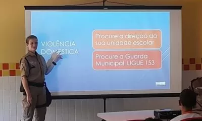 Foto 2 Bate Papo nas escolas