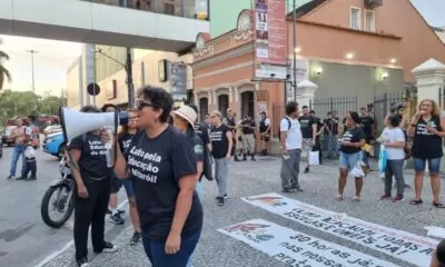 Professores-de-Niteroi-fazem-diversas-reivindicacoes
