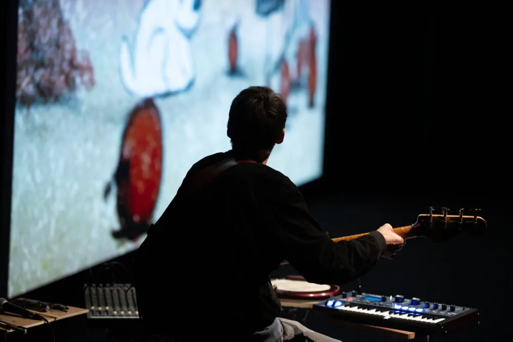 Sens dessus dessous ! - Ciné-concert accompagné en direct par Jean-Carl Feldis