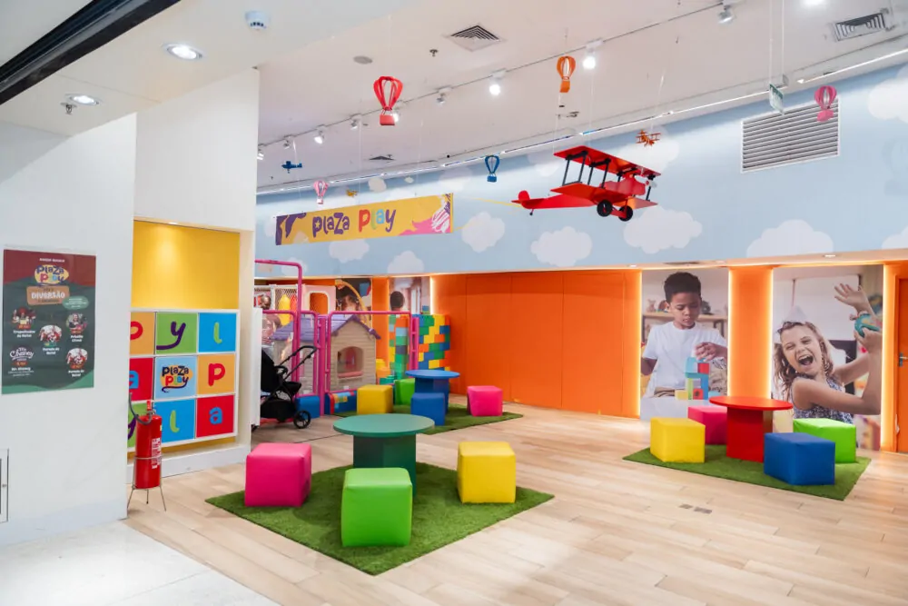 plaza-play