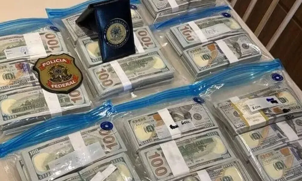 dolares-policia-federal